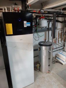 Instalación de unidad aerotermia bibloc daikin en vivienda